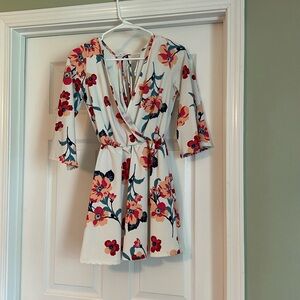 Quarter sleeve floral dress